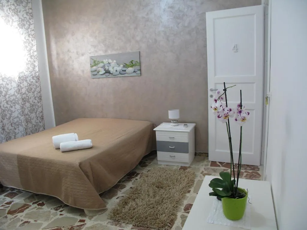 La Casa Dei Nonni Bed & Breakfast Custonaci Италия